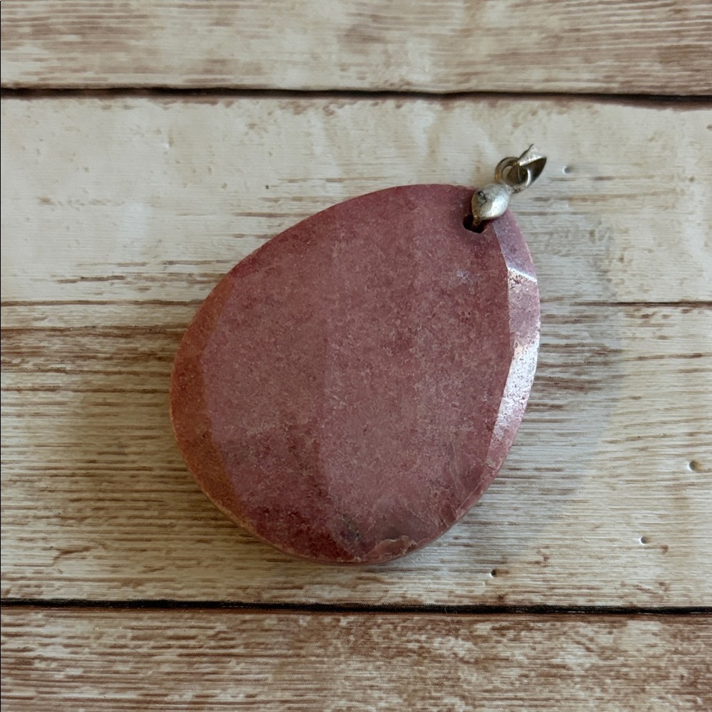 Strawberry Quartz Teardrop Pendant - Picture 2 of 4